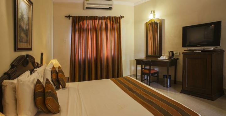 Nazri Resort Baga Exterior photo