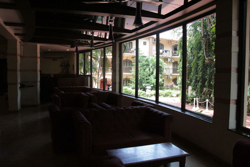 Nazri Resort Baga Exterior photo