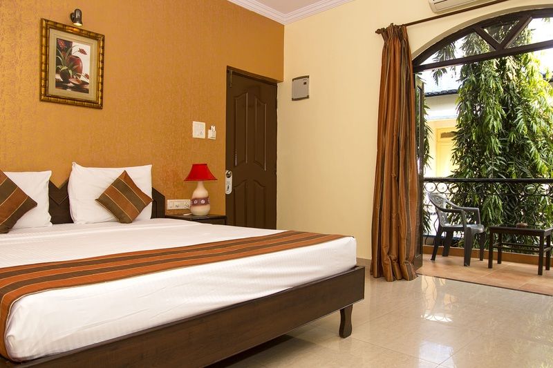 Nazri Resort Baga Exterior photo
