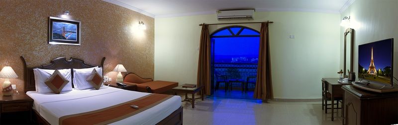 Nazri Resort Baga Exterior photo